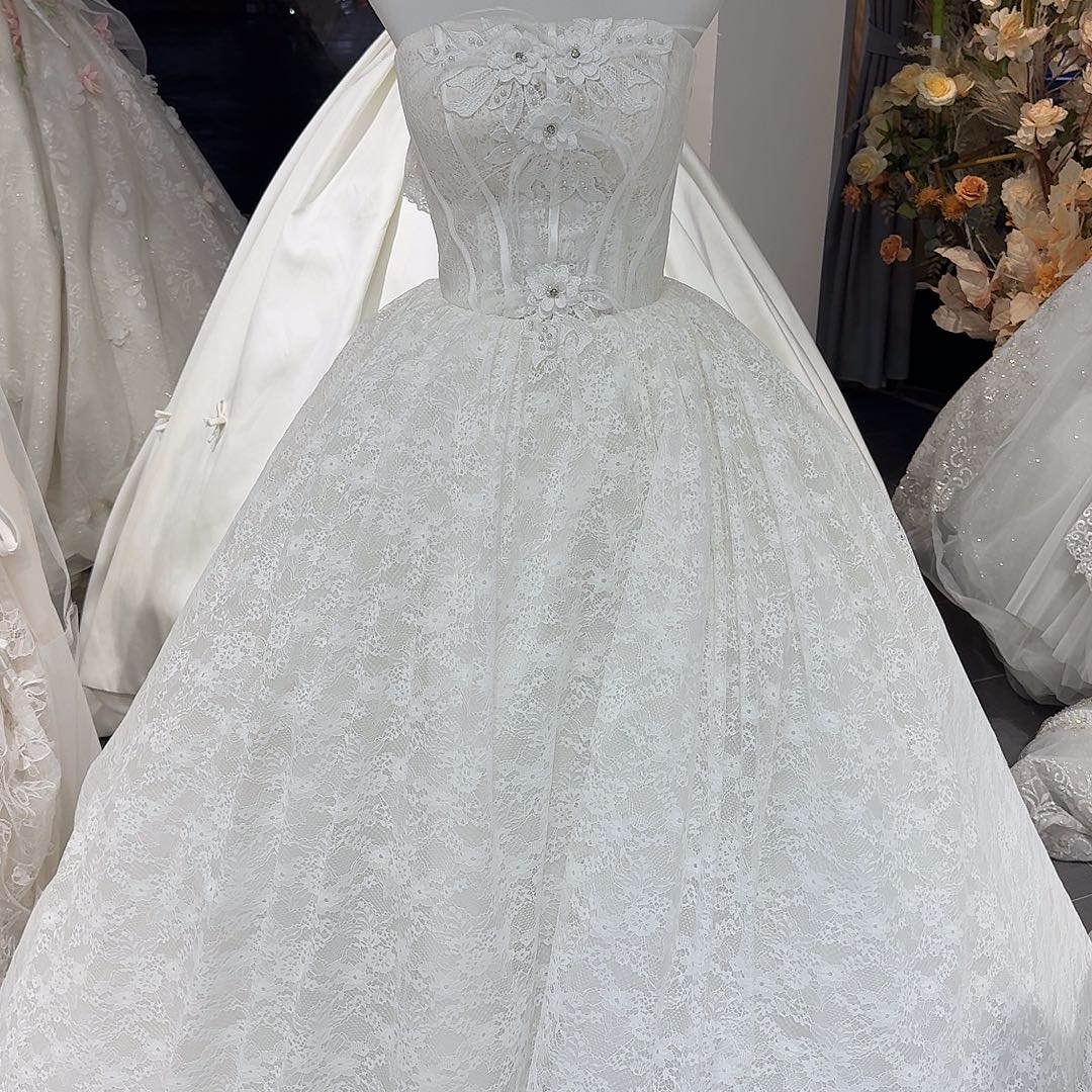 哈哈哈哈哈哈哈蕾丝