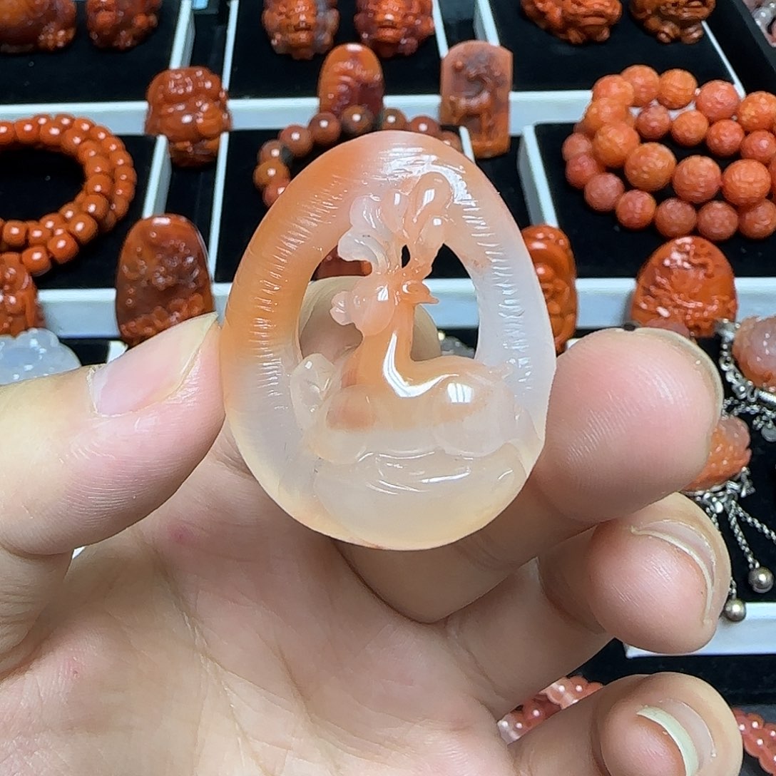 南红玛瑙未镶嵌颈饰