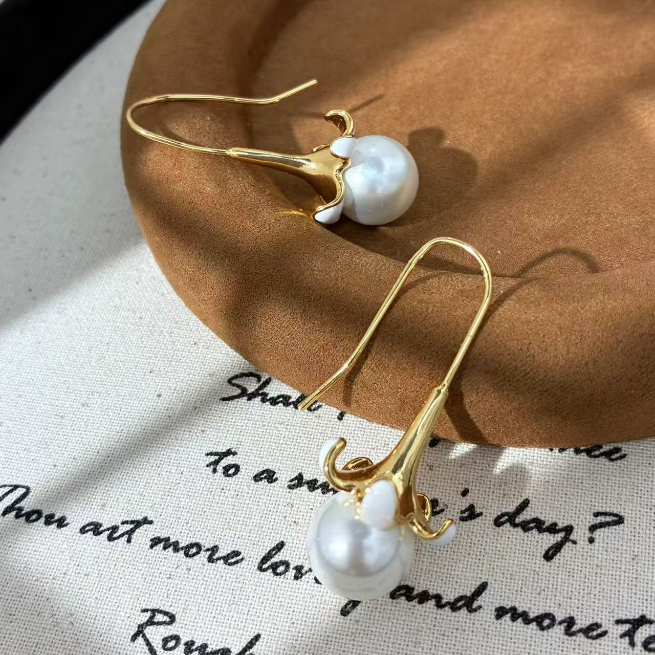 铜合金仿珍珠耳饰 远远（YY459）铃兰花