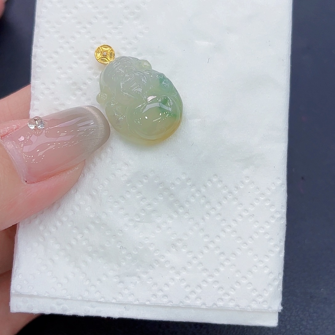 翡翠颈饰18K金镶嵌财神爷