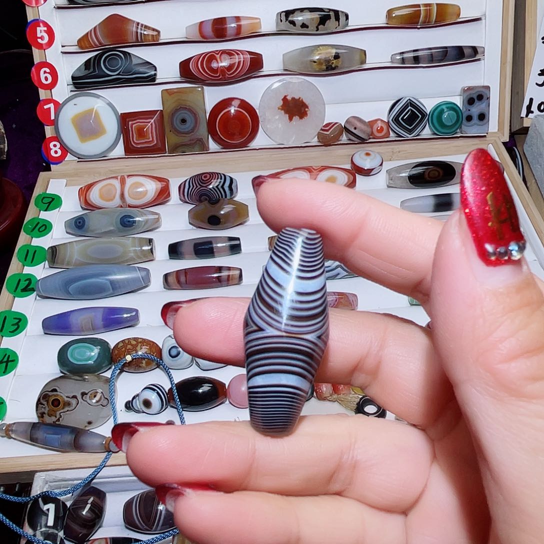 玛瑙/玉髓颈饰未镶嵌