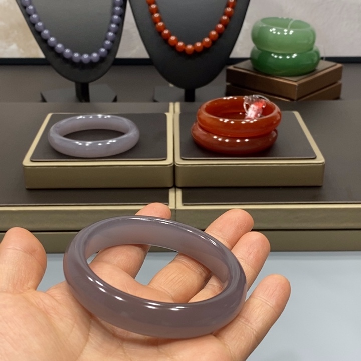 东陵石手镯未镶嵌无*