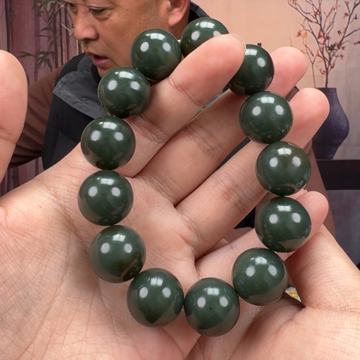 差***生和田玉未镶嵌手链