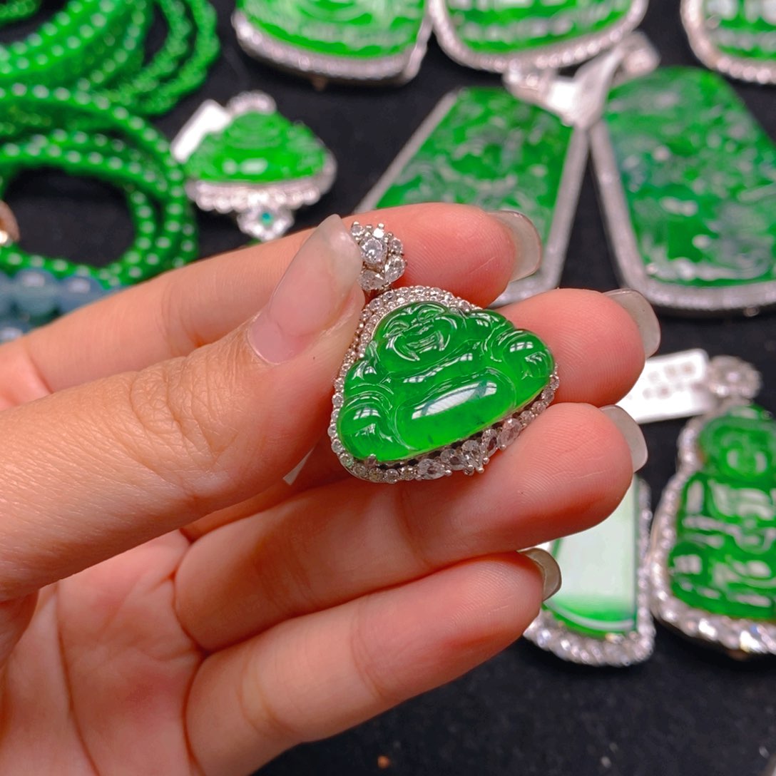 翡翠颈饰银S925镶嵌88888888888