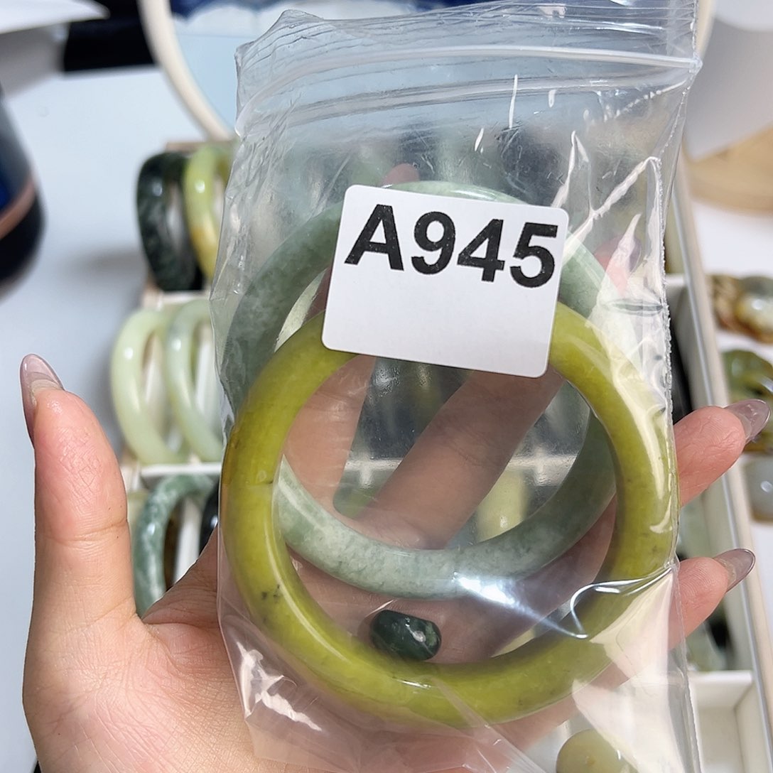 蛇纹石玉手镯未镶嵌腿***八