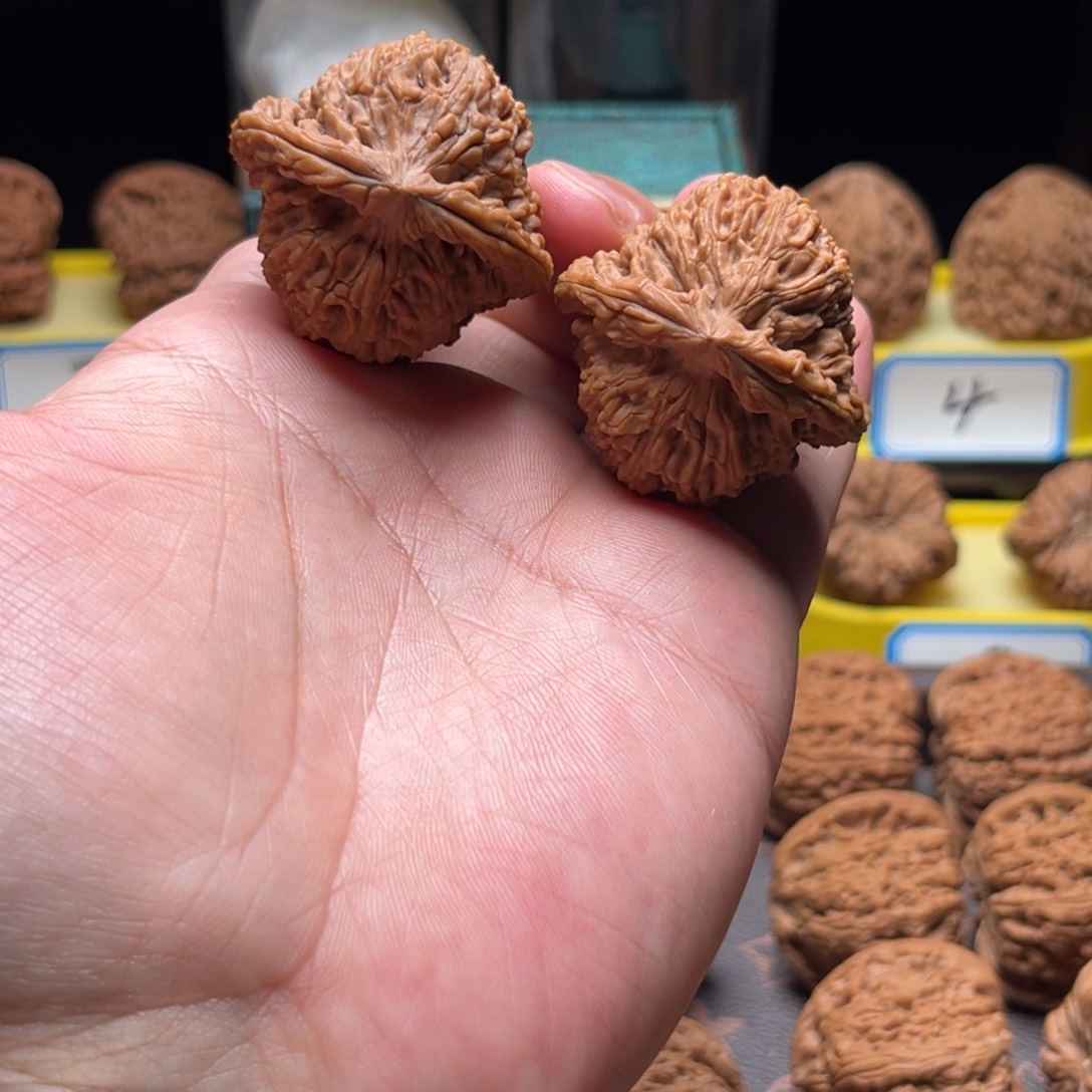 把件文玩核桃三角疆