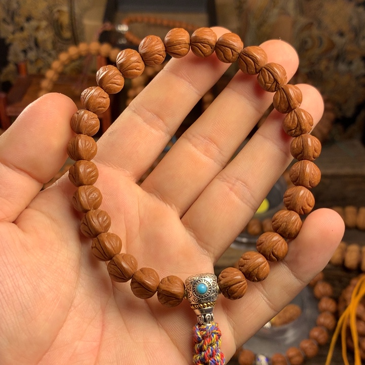 桃核吊坠好**生10玉龙脊