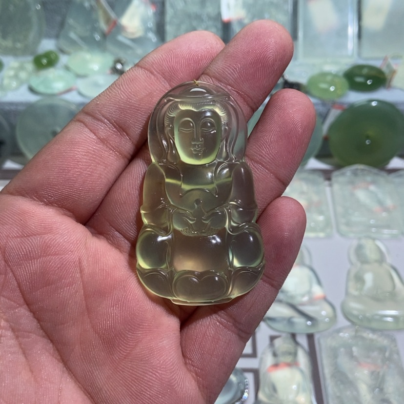 【闪购商品】蛇纹石玉颈饰未镶嵌宋**！