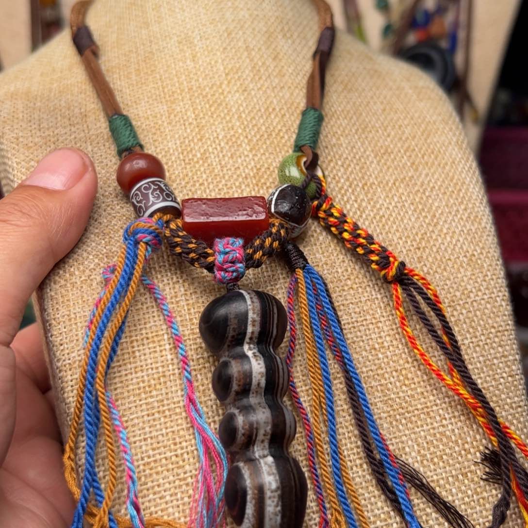 玛瑙/玉髓颈饰未镶嵌