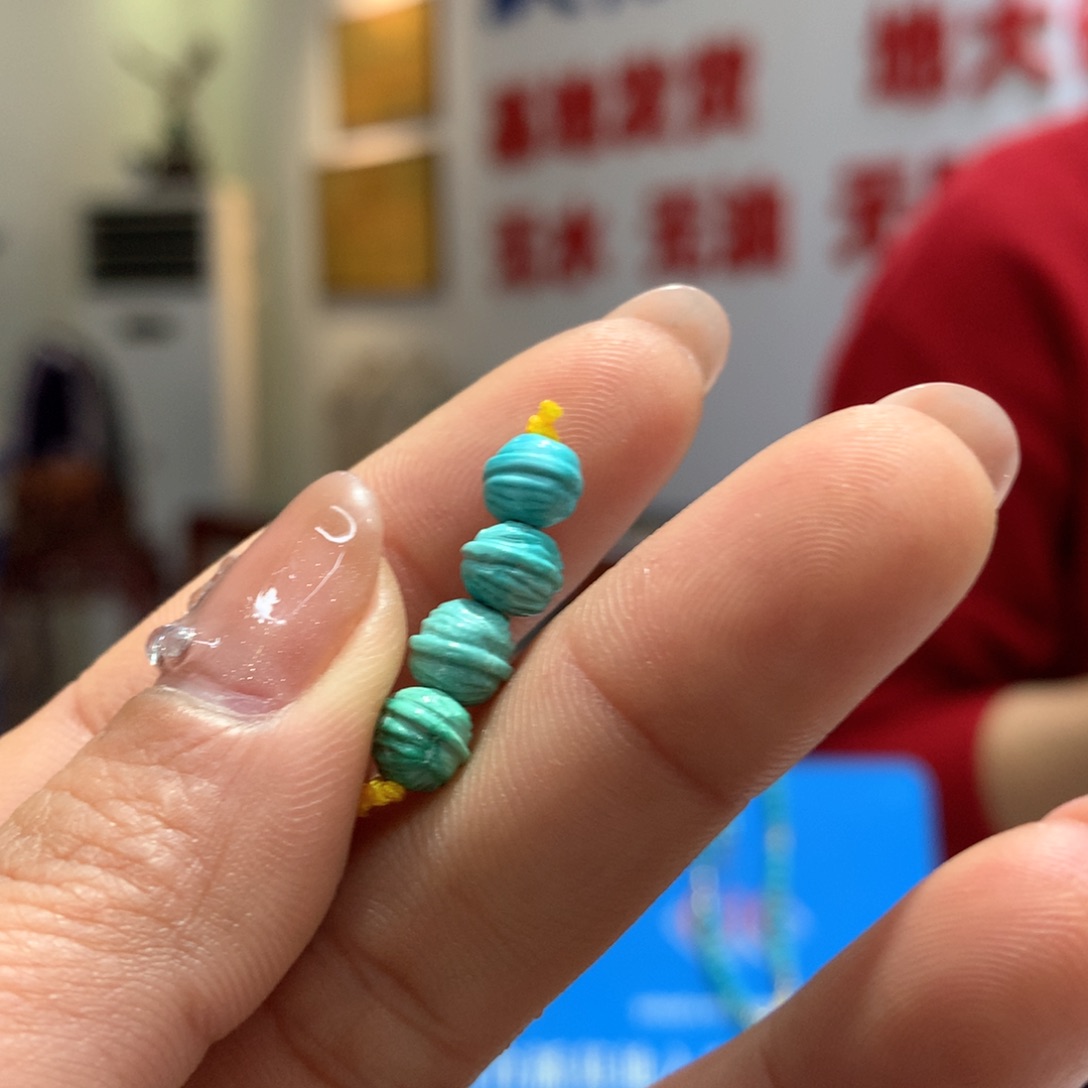 绿松石配饰未镶嵌