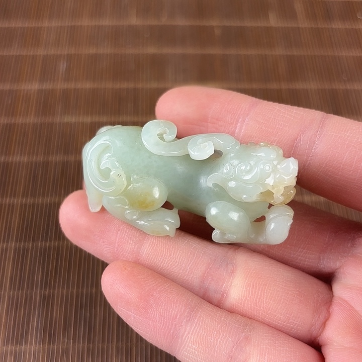爱***世和田玉未镶嵌挂件