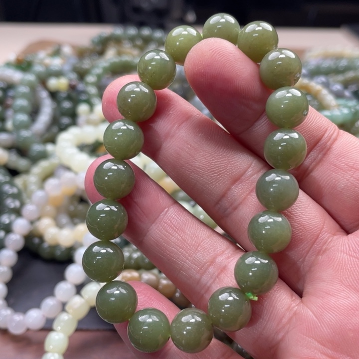 和田玉手链未镶嵌