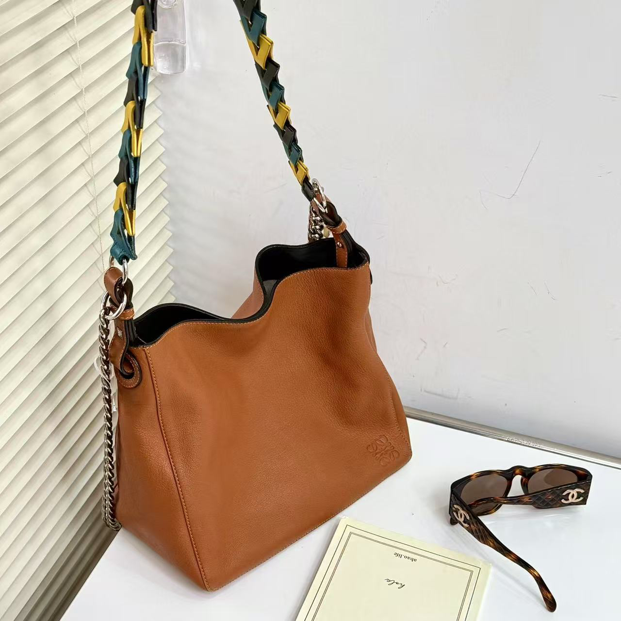 95新 LOEWE/罗意威 棕色编织肩带单肩斜挎包