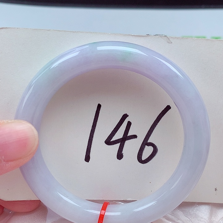 翡翠未镶嵌手镯翡翠