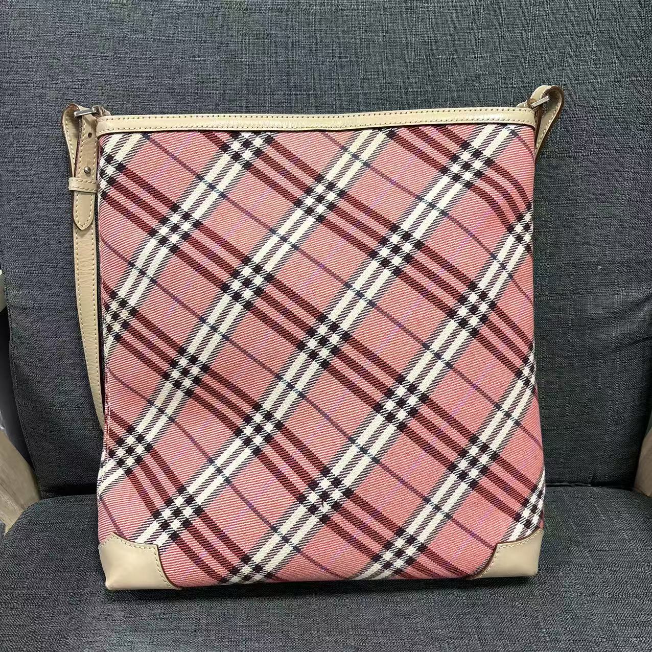 95新 BURBERRY/博柏利 乱乱子中古/女士/单肩包/77071