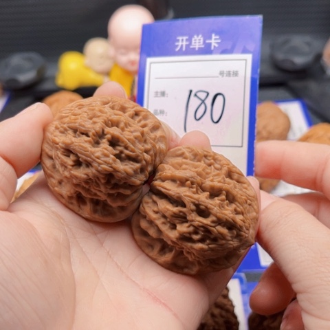 文玩核桃把件44麦虎全 180