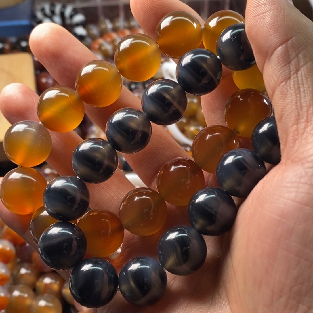 用***9玛瑙/玉髓未镶嵌手链