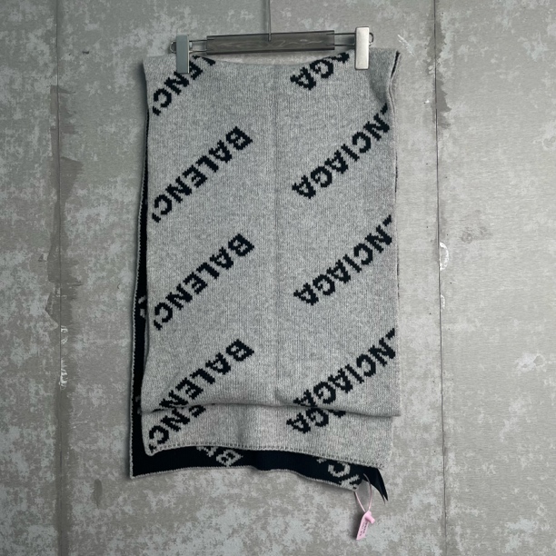 未使用 WE11 DONE 巴黎世家/双面满印logo 羊毛围巾/17812/JP