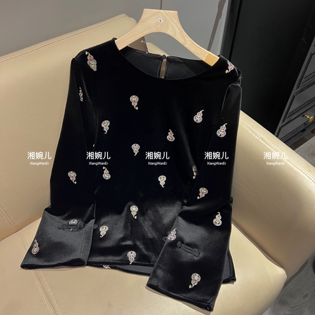 2025春季新款『葫芦』中式复古圆领丝绒刺绣百搭打底女