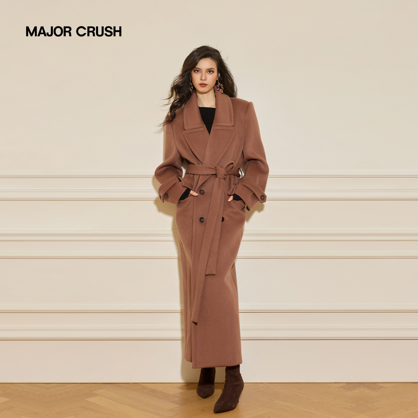 MAJOR CRUSH冬季新款粉玫瑰红毛呢外套法式翻领毛呢外套5978-1