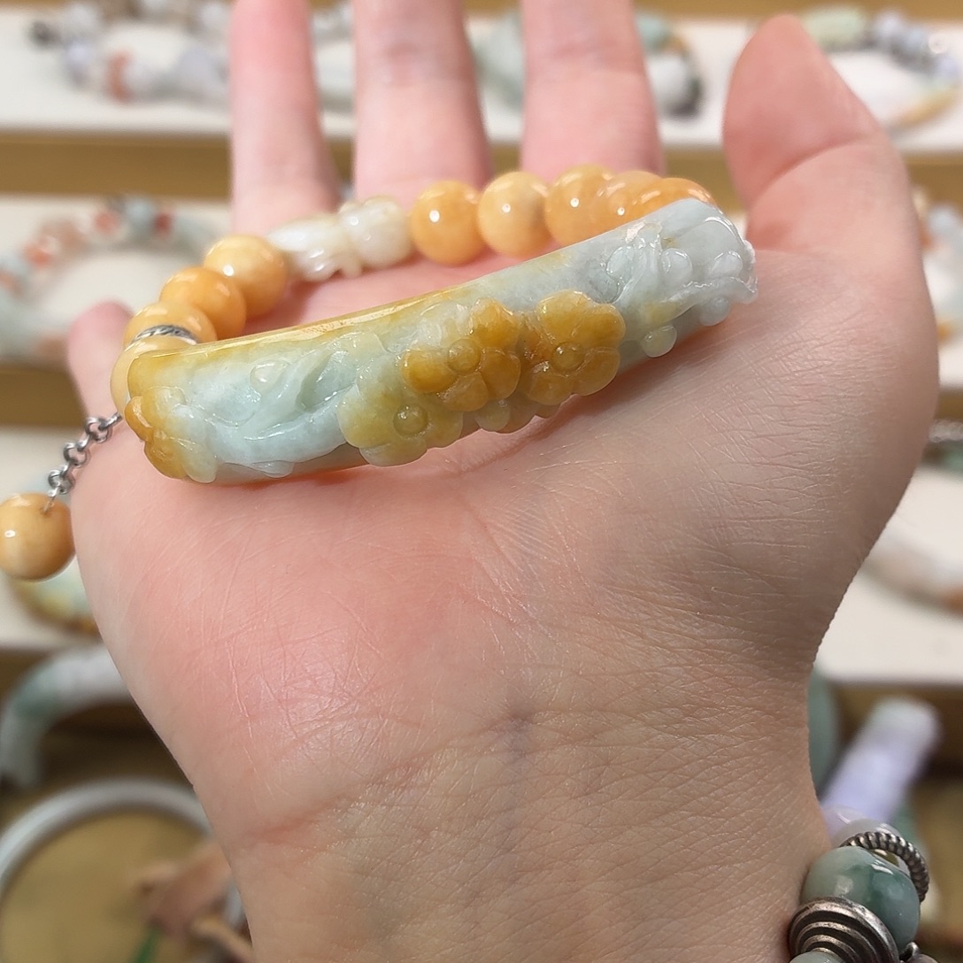 天***曲翡翠未镶嵌手镯黄翡手牌设计款