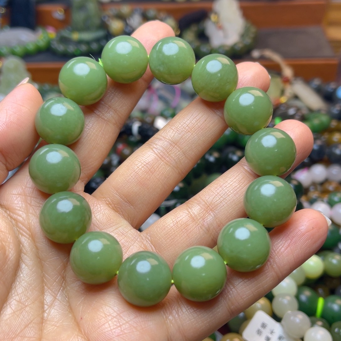 和田玉未镶嵌手链