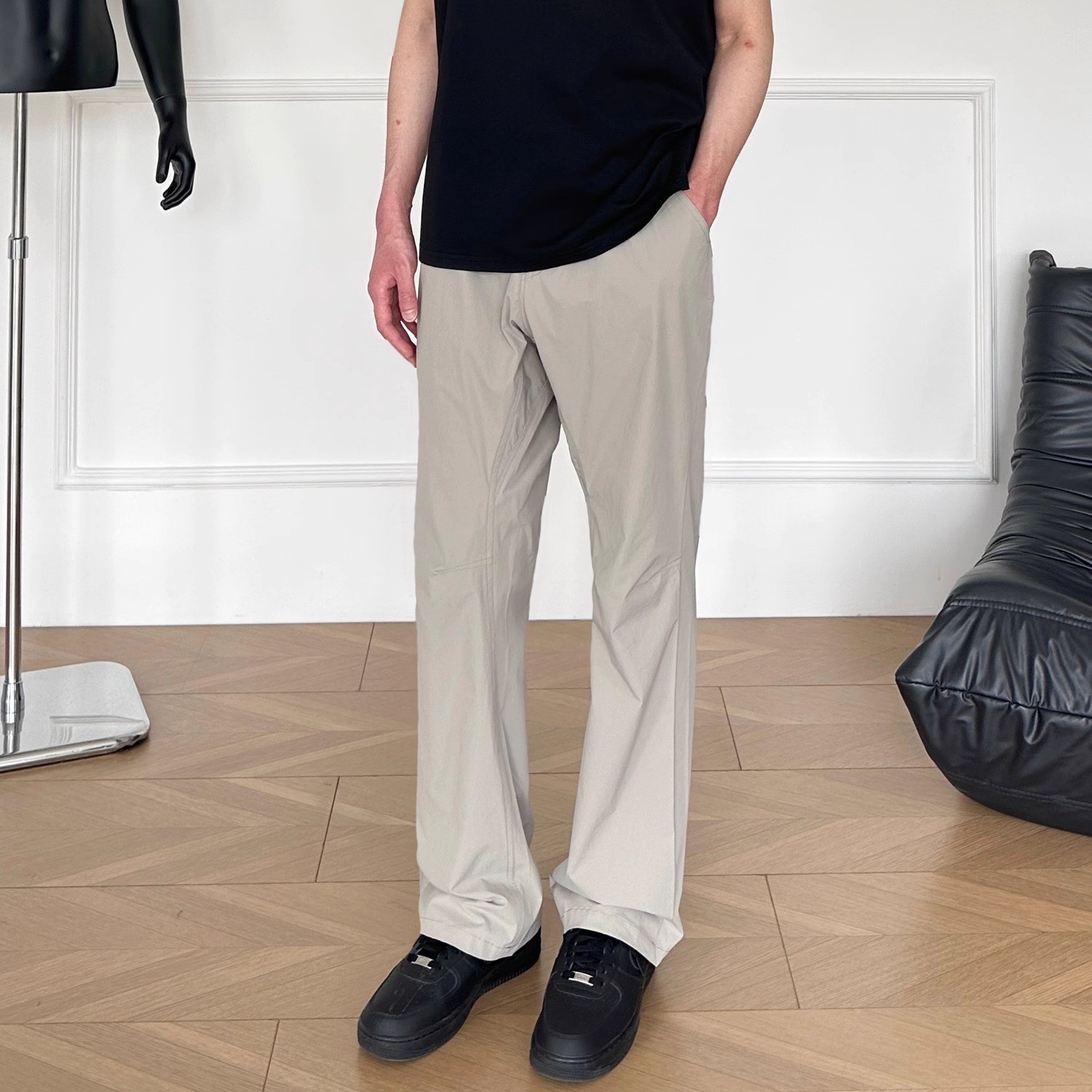 Cezphison秋冬素版Cronin休闲长裤软壳速干户外微喇简约裤子男