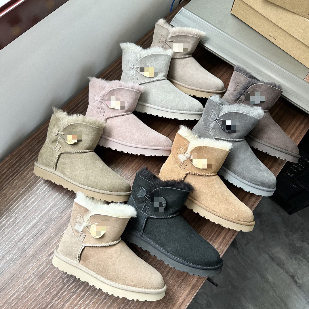 河南桑坡发货真皮真毛木扣女士雪地靴加厚秋冬短筒保暖防寒