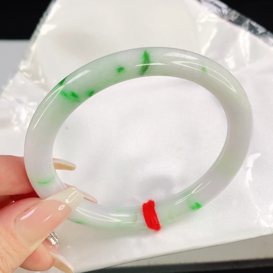 翡翠手镯未镶嵌103翡翠