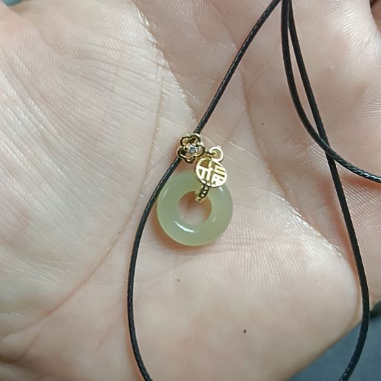 和田玉未镶嵌车挂