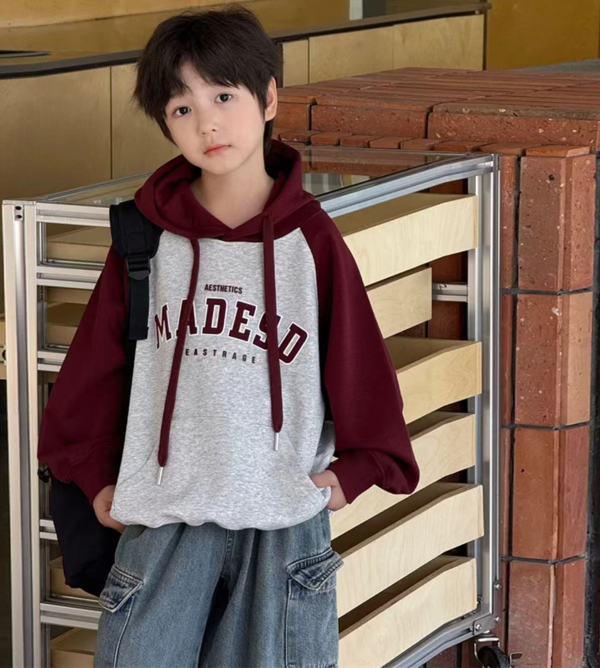 男童卫衣春秋新款2025男孩上衣中大童学生儿童连帽帅气打底衫