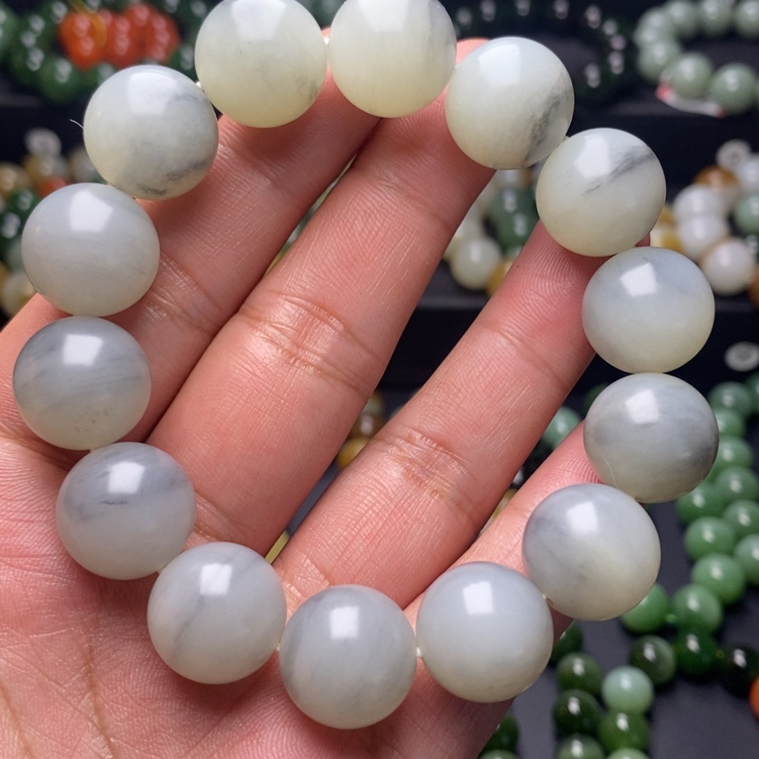 和田玉手串未镶嵌