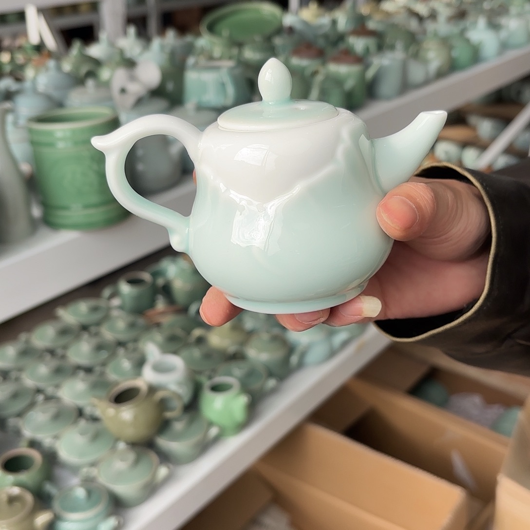 龙泉云间青瓷小米茶器