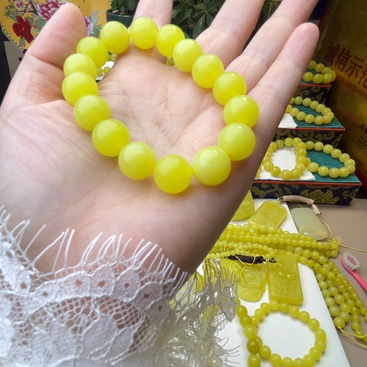 用***5新疆若羌黄口手串