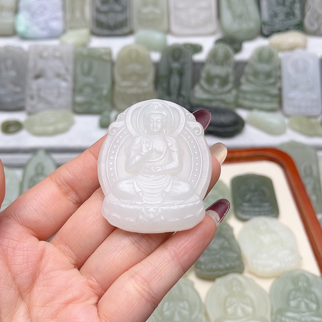 和田玉颈饰未镶嵌安*