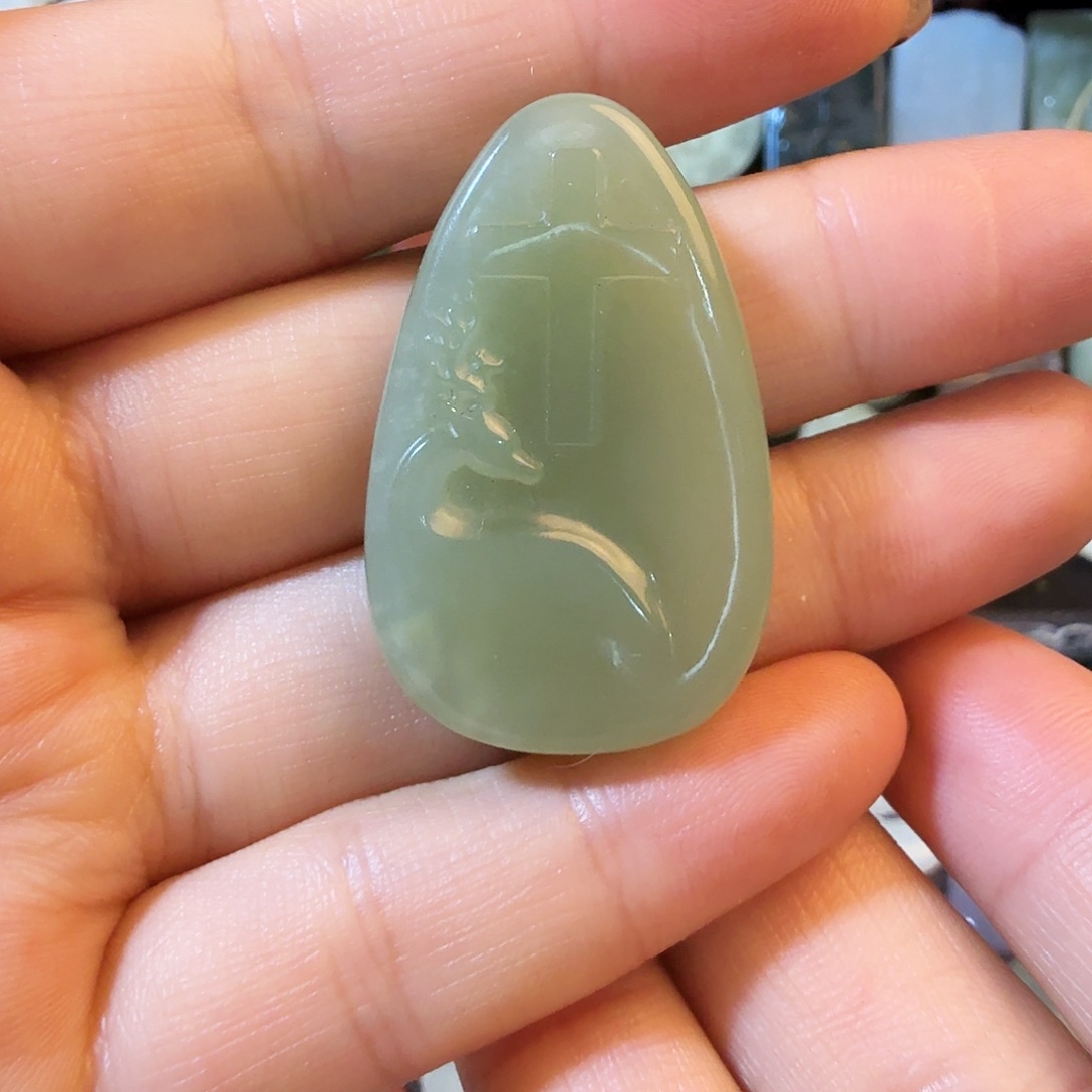 和田玉未镶嵌颈饰清货有棉不退换