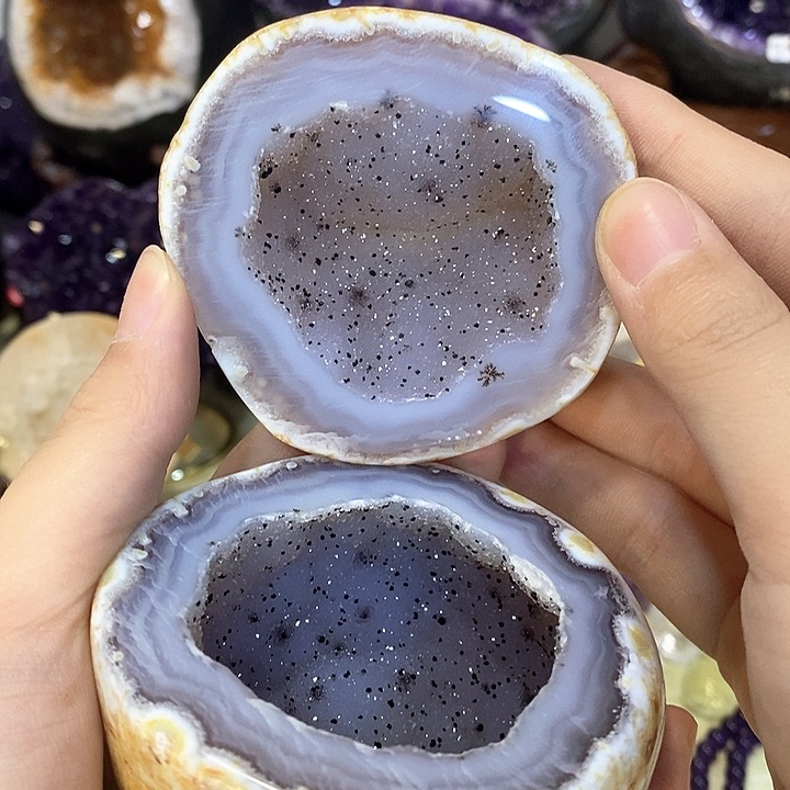 未镶嵌水晶大型摆件（非配饰）