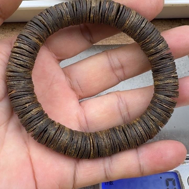 @***碎沉香手串乌身手串18克