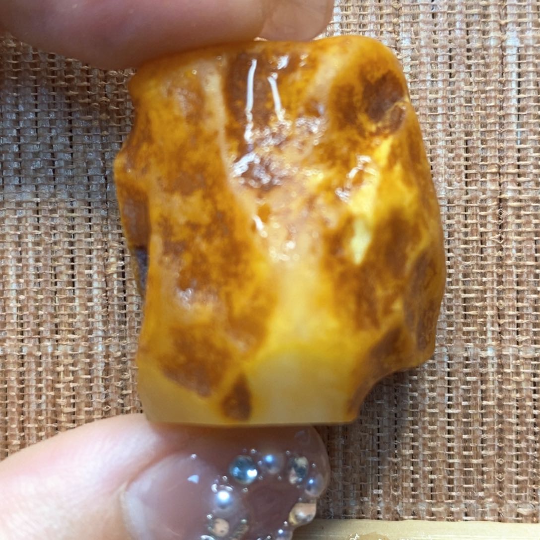 定制琥珀未镶嵌陈