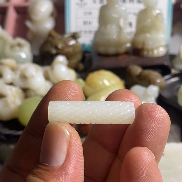 瀚***主吊坠(不含链)未镶嵌和田玉