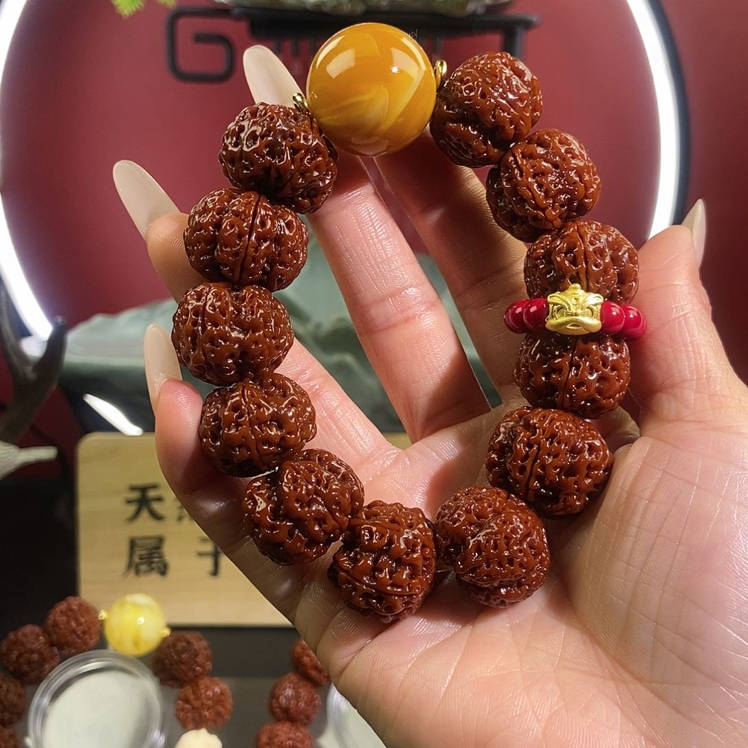 金刚菩提吊坠522。             