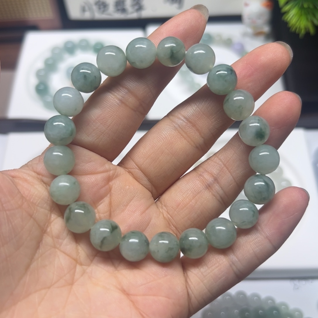 定制翡翠未镶嵌卡9.5飘花手串