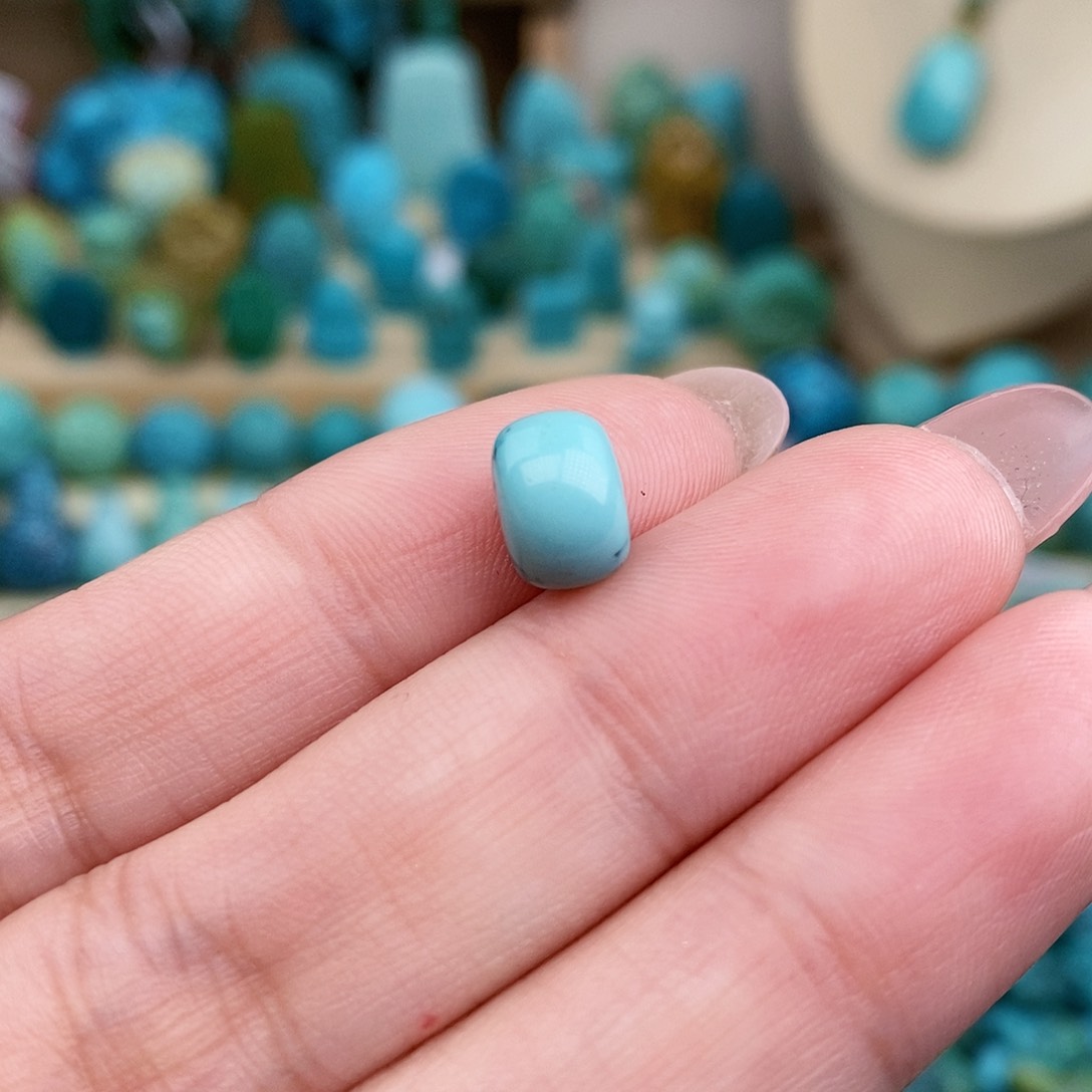 绿松石珠宝奇石未镶嵌