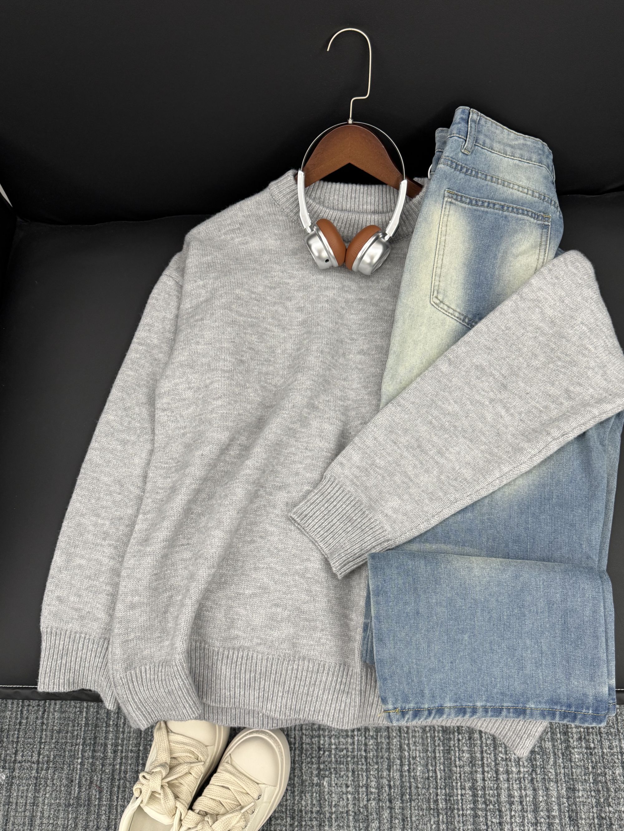 套头毛衣男港风ins潮流秋冬季款潮牌保暖宽松圆领纯色针织衫线衣v