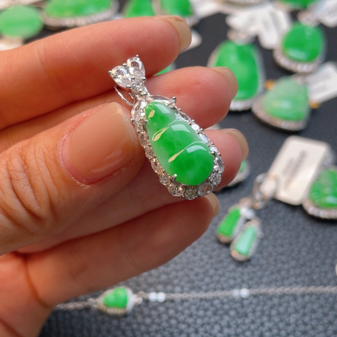 翡翠银S925镶嵌吊坠(不含链)