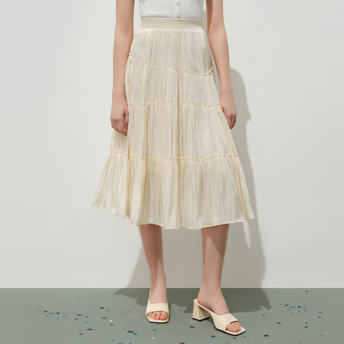 【羊羊专属】半身裙夏季2024轻盈飘逸a字裙压褶设计感通勤裙子