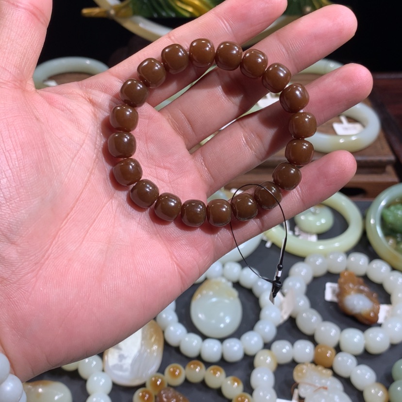 【闪购商品】和田玉手链未镶嵌新疆且末金山矿老红糖手串