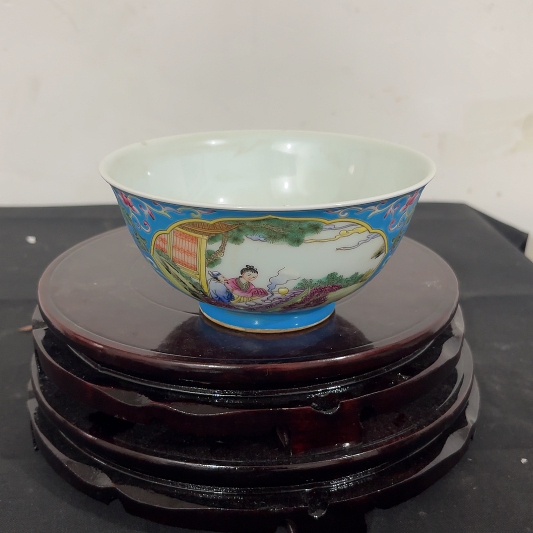 珐琅彩陶瓷的碗一