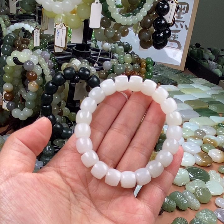 和田玉未镶嵌手链