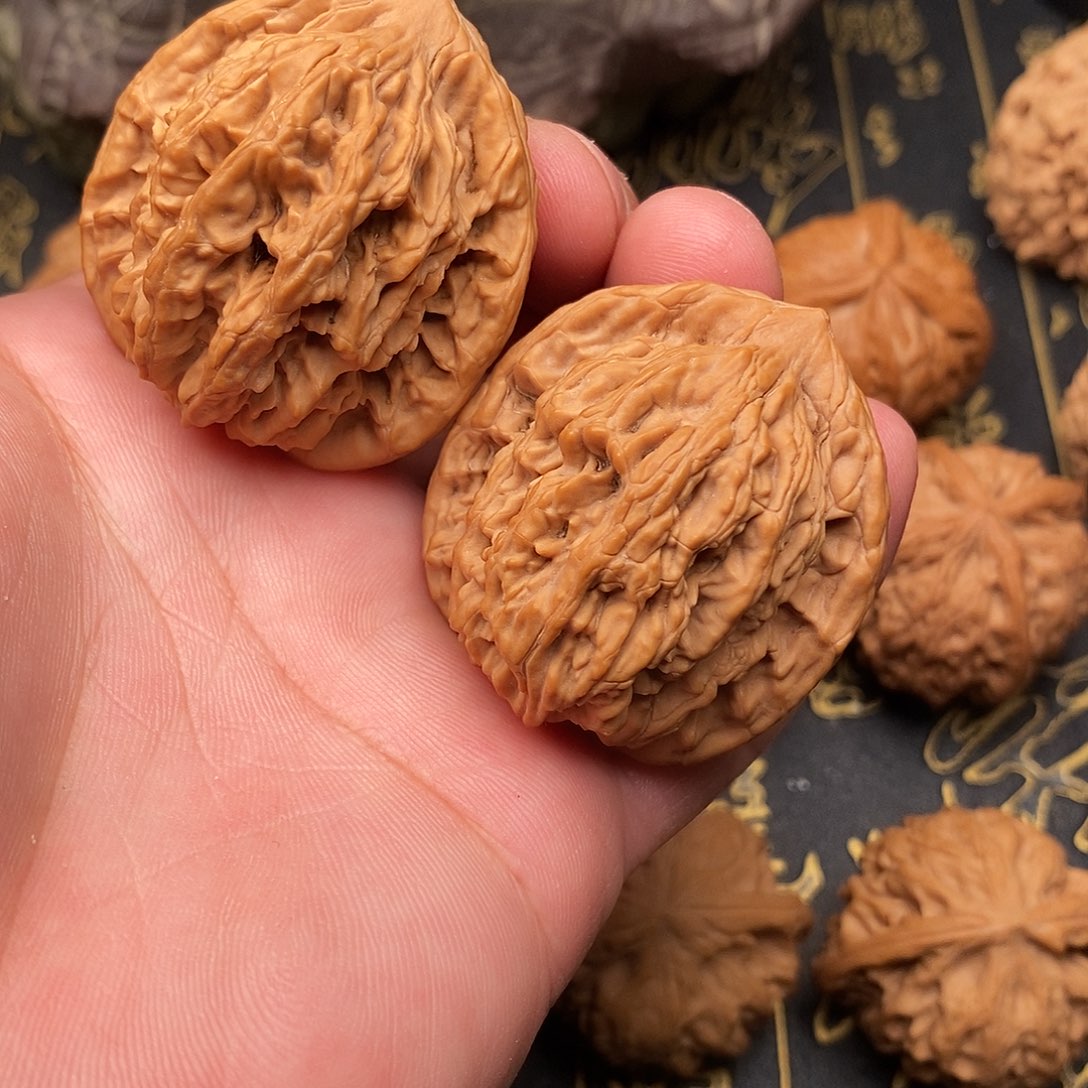 把件文玩核桃M****t麦穗虎头